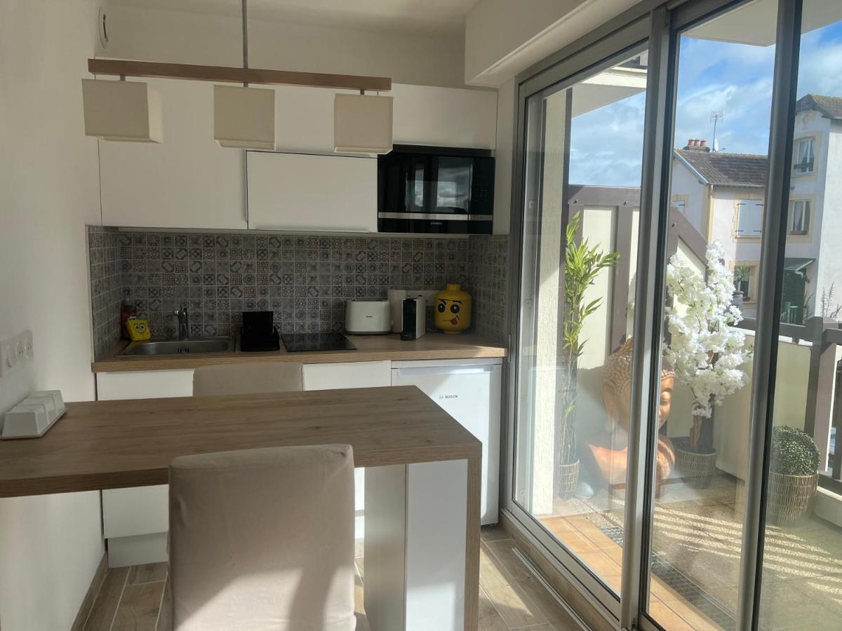 Appartement Hyper Centre De Cabourg Avec Balcon Buitenkant foto