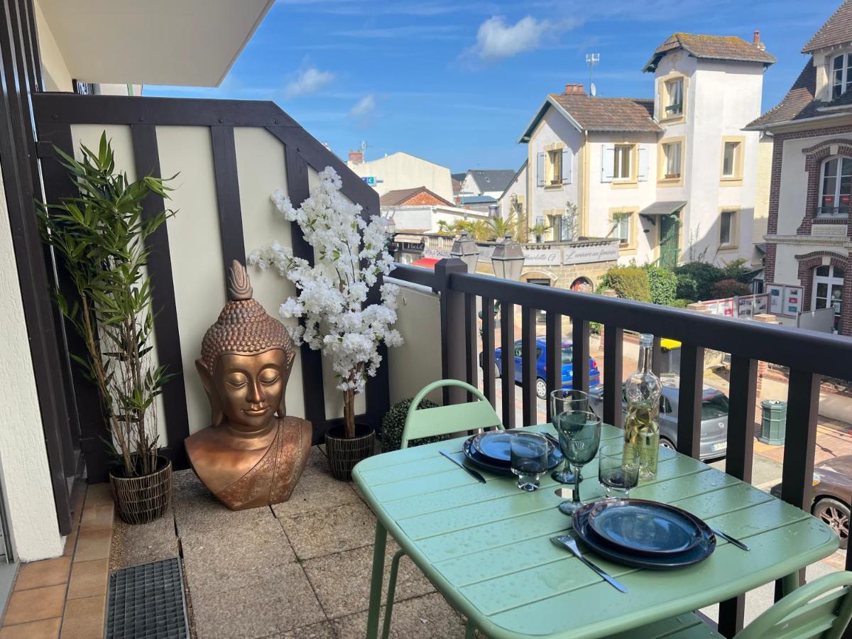 Appartement Hyper Centre De Cabourg Avec Balcon Buitenkant foto